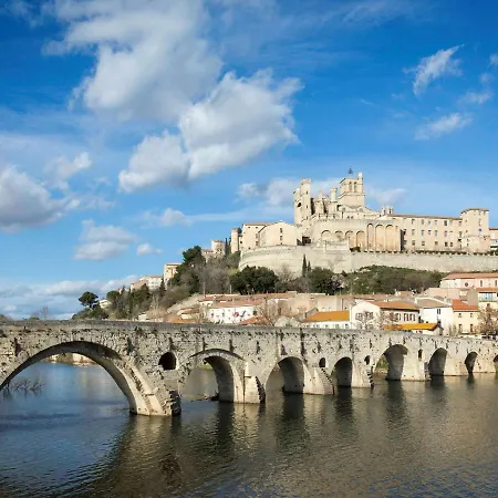Hotel Ibis Budget Est Mediterranee A9 / A75 2*