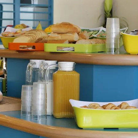 Ibis Budget Est Mediterranee A9 / A75 Hotel 2*
