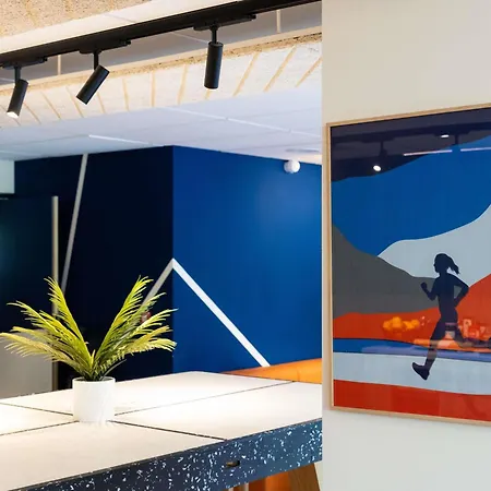 Hotel Ibis Budget Est Mediterranee A9 / A75 2*