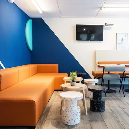 Ibis Budget Est Mediterranee A9 / A75 2*