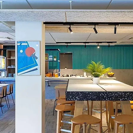 Ibis Budget Est Mediterranee A9 / A75 호텔 2*