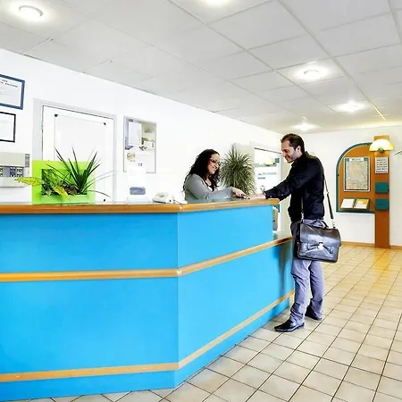 Ibis Budget Est Mediterranee A9 / A75 2*