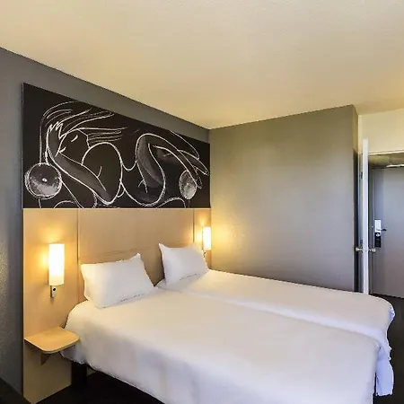 Ibis Budget Est Mediterranee A9 / A75 Hotel