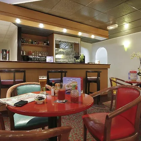 Ibis Budget Est Mediterranee A9 / A75 2*