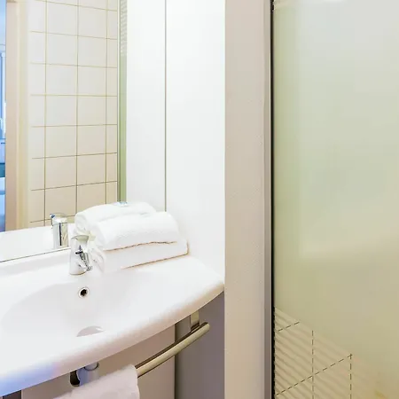 Hotel Ibis Budget Est Mediterranee A9 / A75